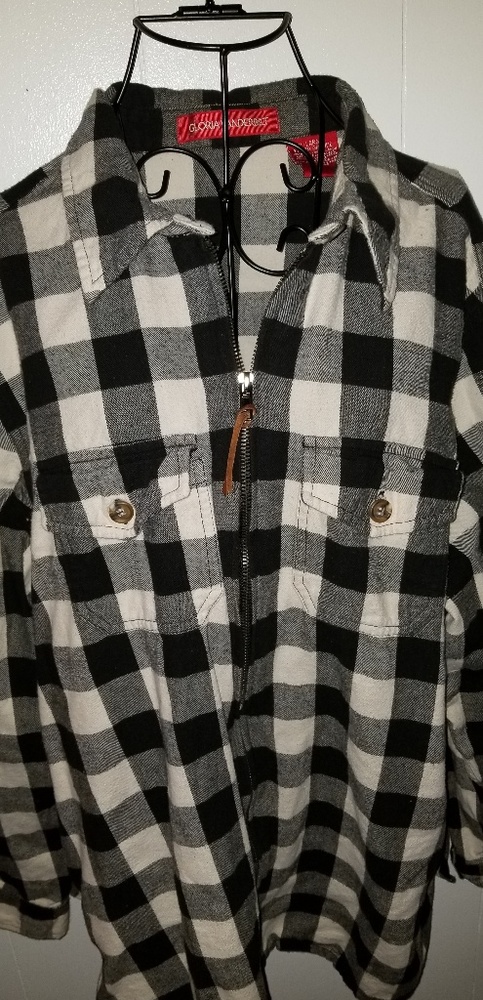 Zip Up Plaid flannel shirt